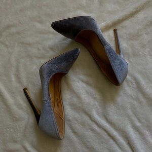 Liliana light blue velvet pumps